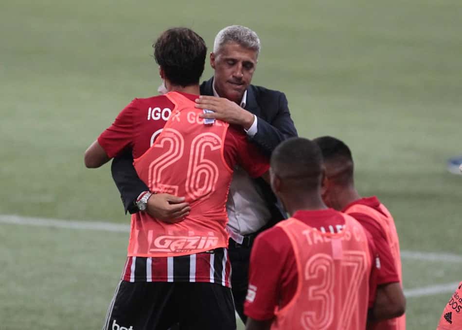 Crespo ressalta desgaste, mas exalta time do São Paulo: 'Temos identidade'