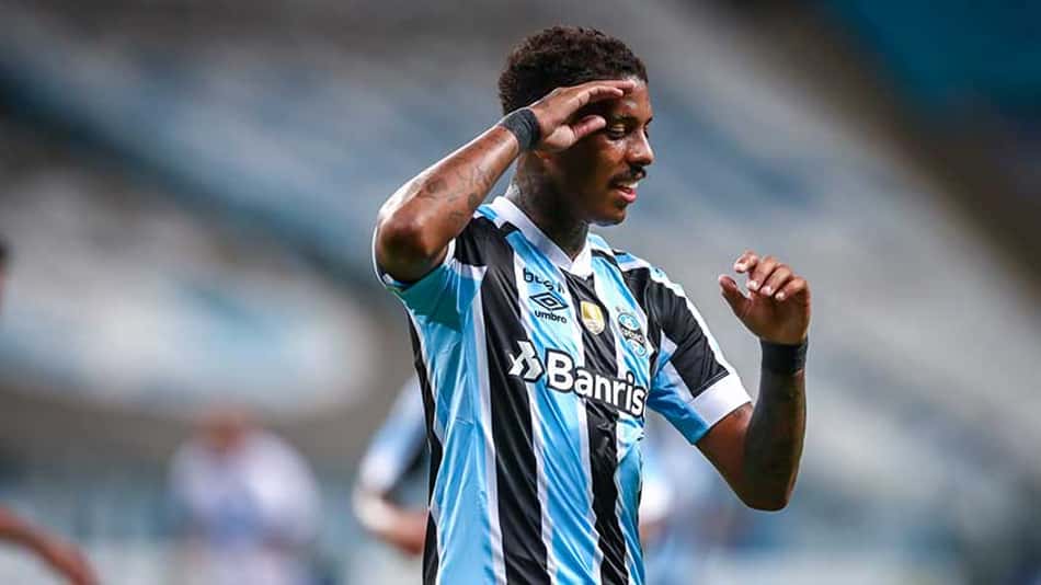 Jean Pyerre nega pedido para sair do Grêmio; entenda