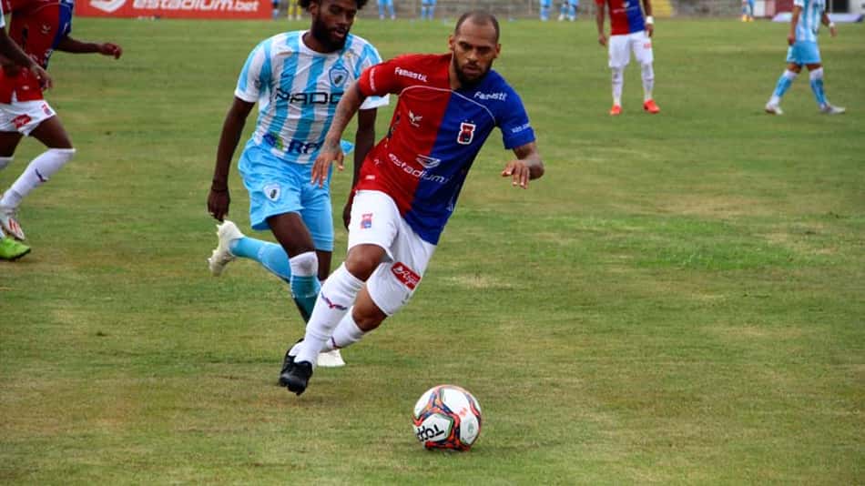 Jailson, do Paraná, avalia empate contra o Londrina, sonha com final do estadual e diz: 'Não tem jogo fácil'