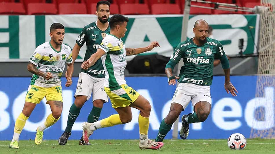 Universitario-PER x Palmeiras: onde assistir ao duelo pela Libertadores, arbitragem e escalações
