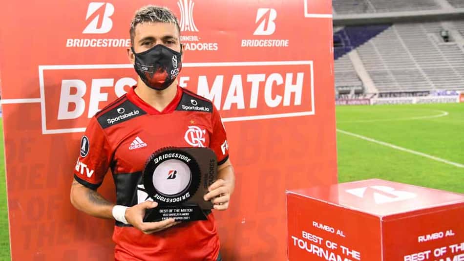 Herói da virada do Flamengo, Arrascaeta elogia grupo na estreia da Libertadores: 'Lutaremos até o final'