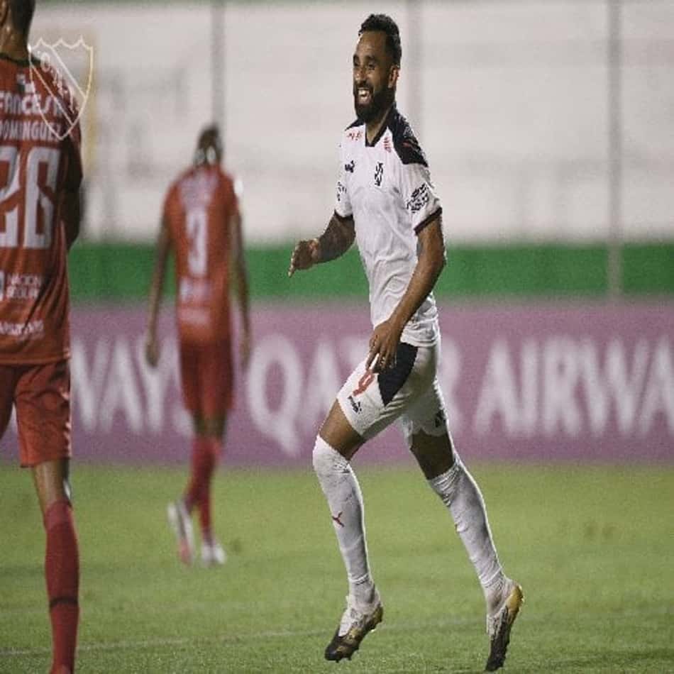 Com hat-trick, Independiente vence Guabirá pela Sul-Americana