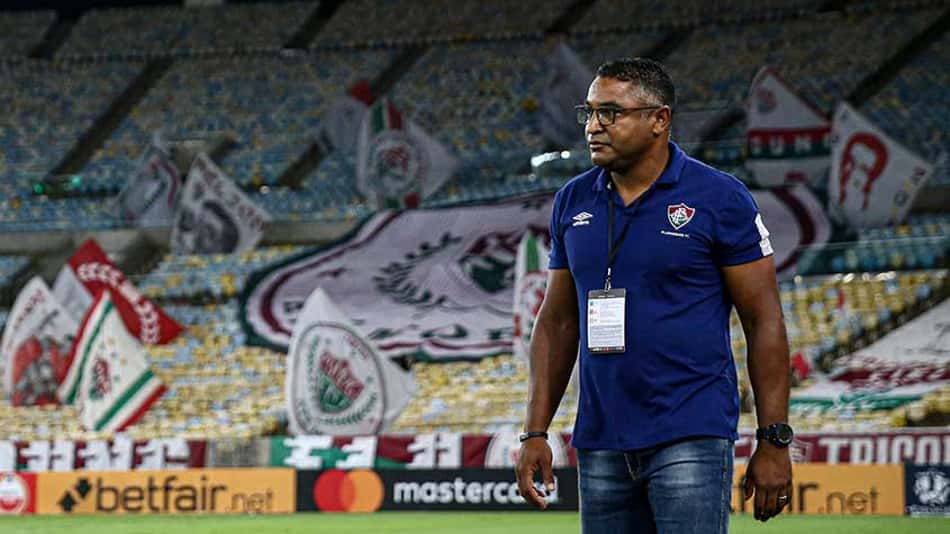 Roger avalia Cazares, admite abalo emocional e exalta o Fluminense: 'Não sucumbimos ao estilo do River'