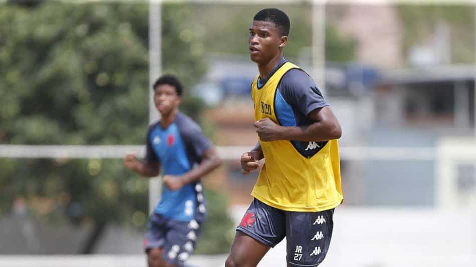 Caio Eduardo: 'Foi uma sensação incrível estrear pelo Vasco'