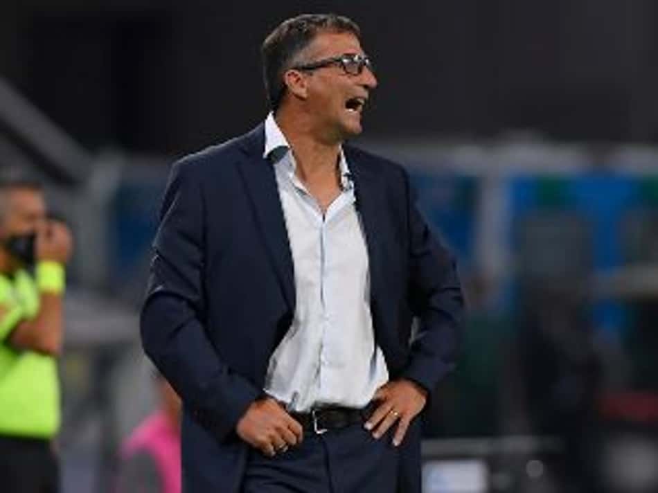 Caiu! Gigante da América do manda embora o seu técnico