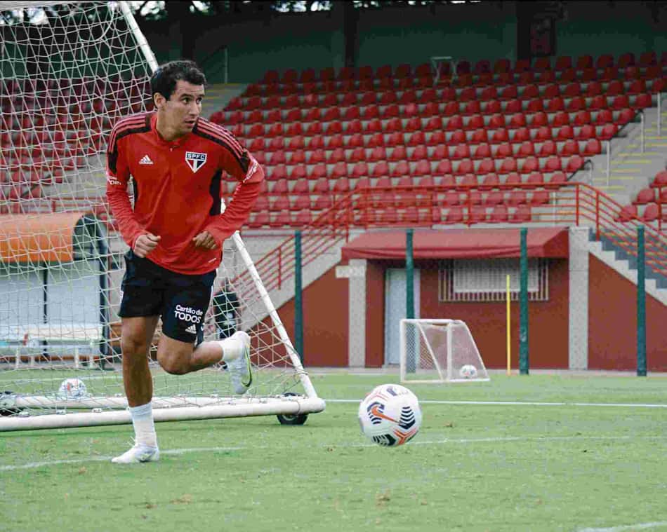 Pablo e Orejuela treinam em campo no São Paulo; veja provável escalação