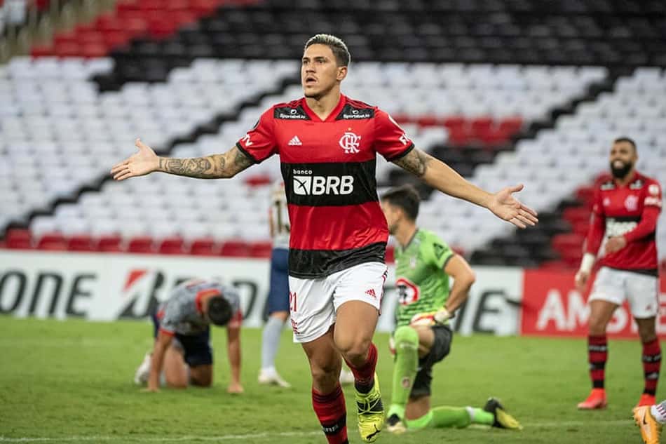 Relembre o golaço de Pedro na goleada do Flamengo sobre o La Calera pela Libertadores