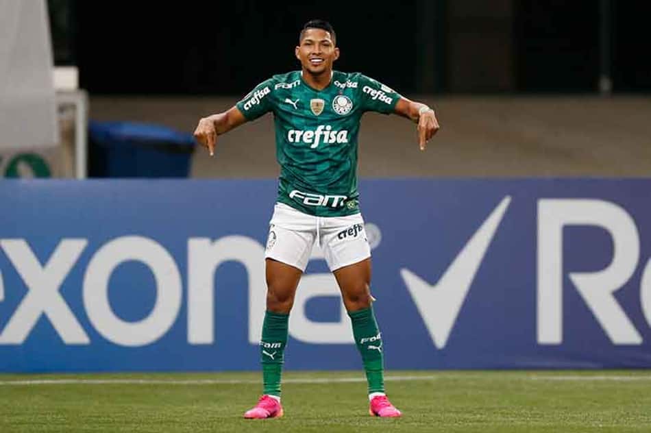 Rony se torna um dos dez maiores artilheiros do Palmeiras na história da Libertadores