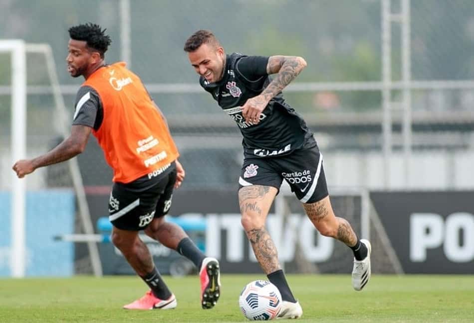 Luan quer que Corinthians imponha fator casa contra o Peñarol: 'Vão ter que suar muito para ganhar da gente'