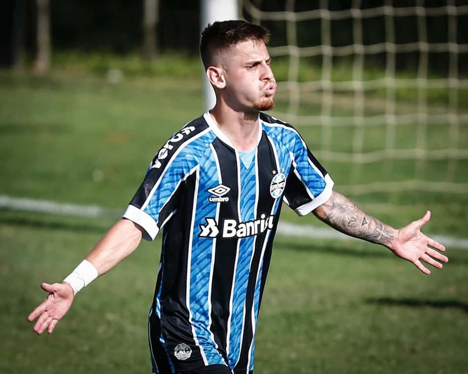 Tem joia vindo aí! Grêmio já prepara Léo Fenga para ser o novo destaque da equipe nos próximos anos