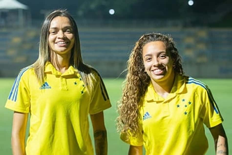 Cruzeiro reforça o time feminino com a volante Thayla Sousa e a meia Joelma