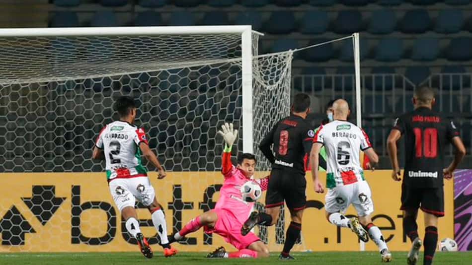 Histórico! Atlético-GO derrota o Palestino pela Sul-Americana e vence pela primeira vez fora do Brasil
