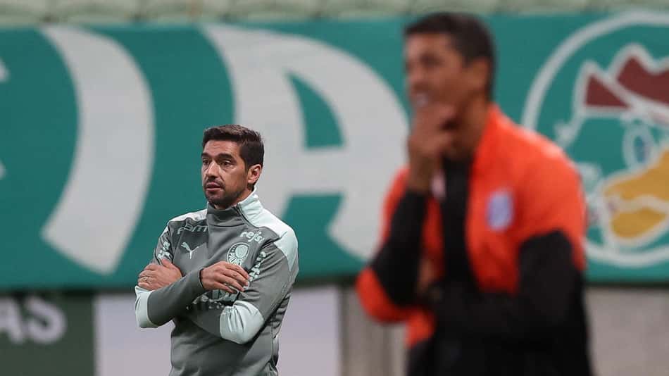 Abel lamenta Palmeiras com poucas chances de classificação, mas explica Paulistão como teste para a base