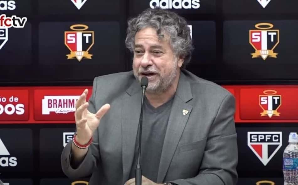 Casares não descarta contratação de novo centroavante para o São Paulo: 'Nós podemos pensar'