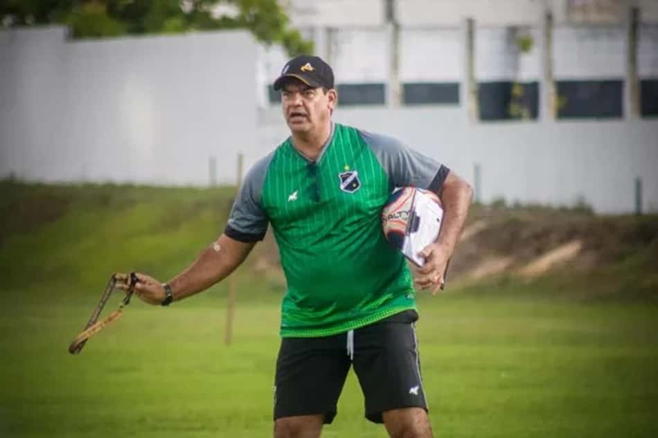 Após vencer por 6 a 0 em sua reestreia pelo ABC, Moacir Júnior vai em busca do titulo estadual