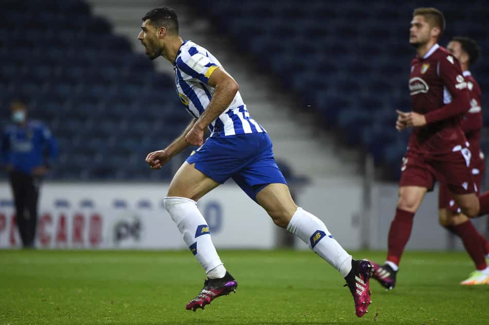 Porto vence o Famalicão em casa e joga pressão para cima do Sporting