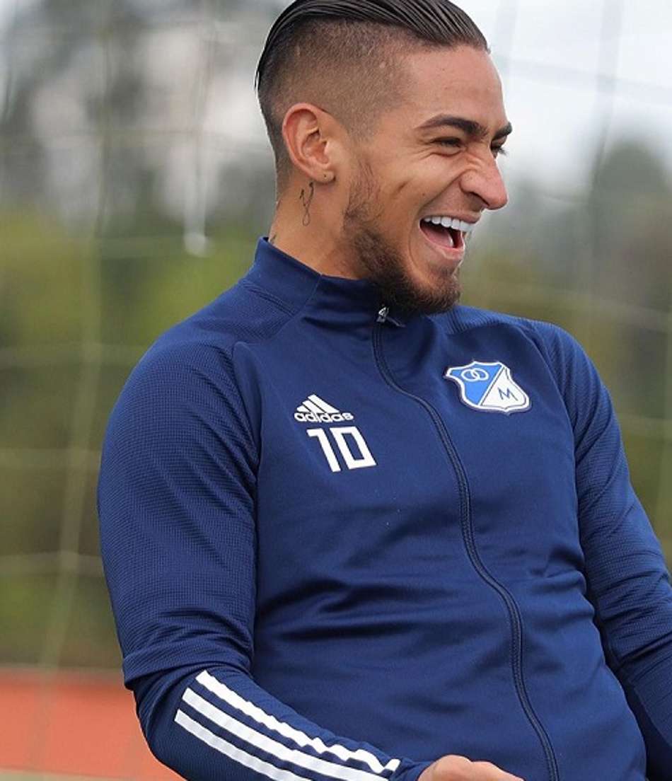 Confira números do atacante colombiano sondado pelo Corinthians
