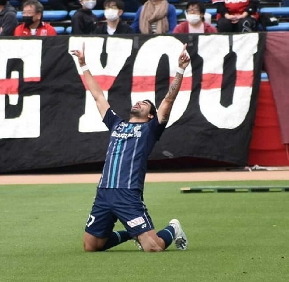 Bruno Mendes marca novamente e Avispa Fukuoka bate Urawa Reds