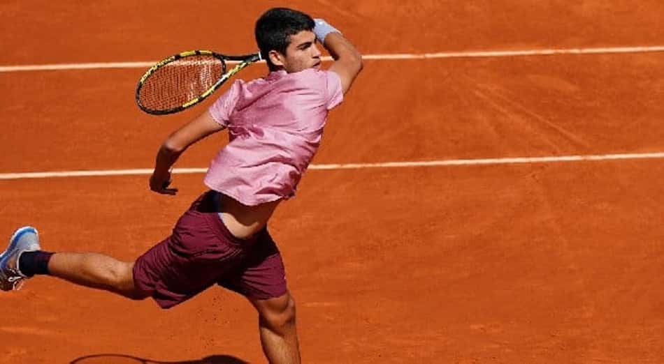 Alcaraz dá pneu e encara Nadal em Madri