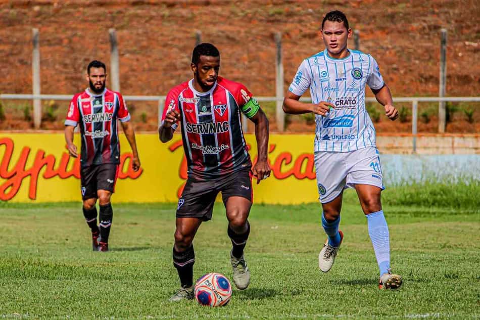 Crescendo no Ferroviário, Wesley Dias reconhece trabalho que tem o ajudado a evoluir