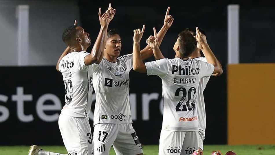 Marinho diz que resultado dá confiança ao Santos