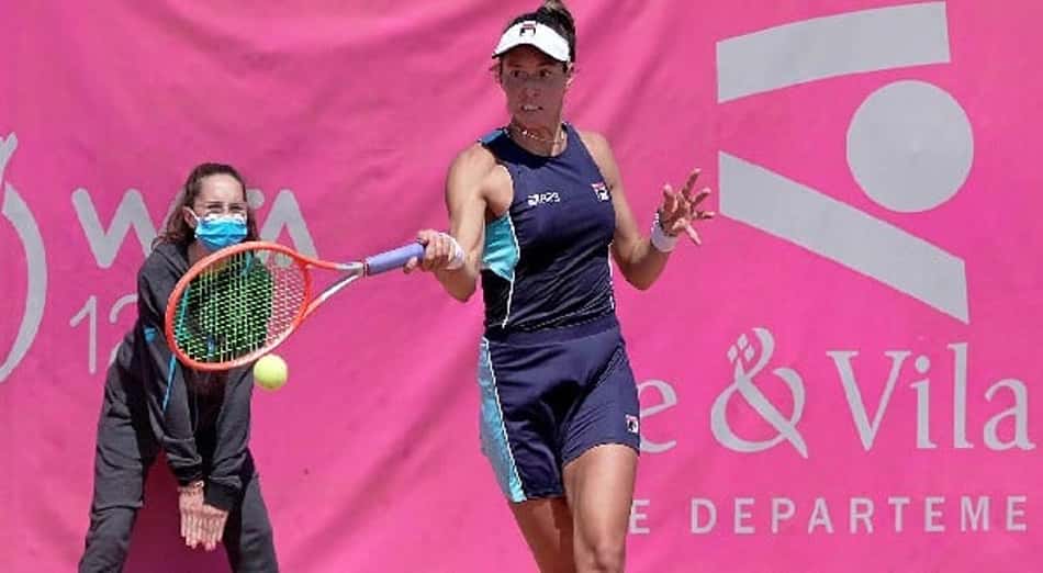 Luisa Stefani participa de transmissão da final feminina de Roland Garros no Sportv