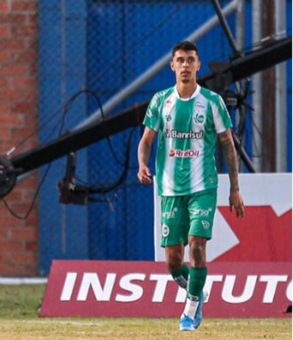 Vitor Mendes aposta no sistema defensivo do Juventude contra o Inter