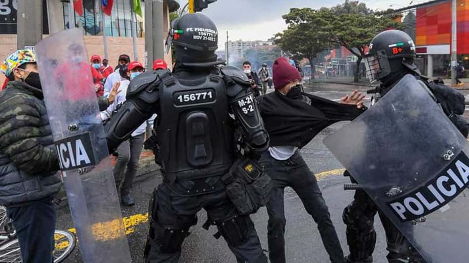 Futebol e crise social: luta por direitos civis tem longo histórico de impacto esportivo na América do Sul