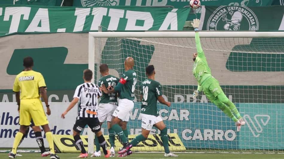 Felipe Jonatan reclama da falta de tempo para treinar após derrota