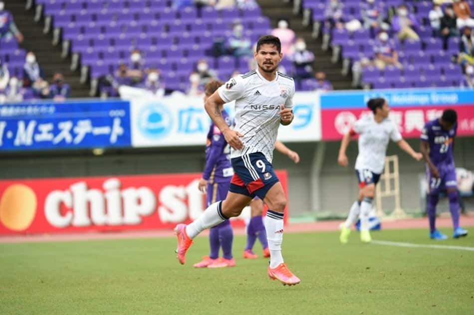 Isolamento social obrigatório, videogame, estreia e gol: Leo Ceará comenta o primeiro mês no Japão