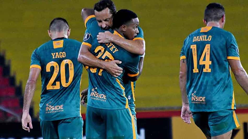 Fluminense chega a 72,2% de aproveitamento com profissionais em 2021 e tem duas derrotas em 24 jogos