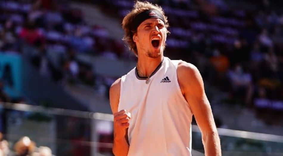 Zverev sofre com duplas-faltas, mas vai à 3ª rodada em Roland Garros