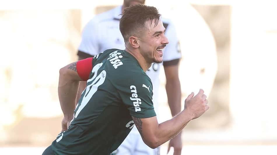 Willian valoriza vitória do Palmeiras em Goiânia e elogia 'força do grupo'