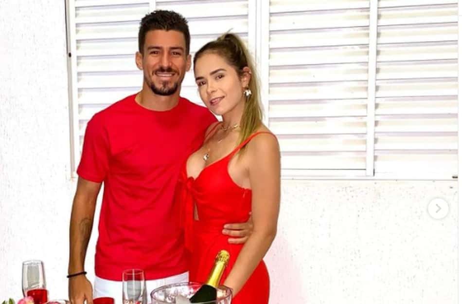 Esposa de Marcinho, do Botafogo, relata que recebeu ameaças de morte após atleta ser expulso: 'Dói muito'