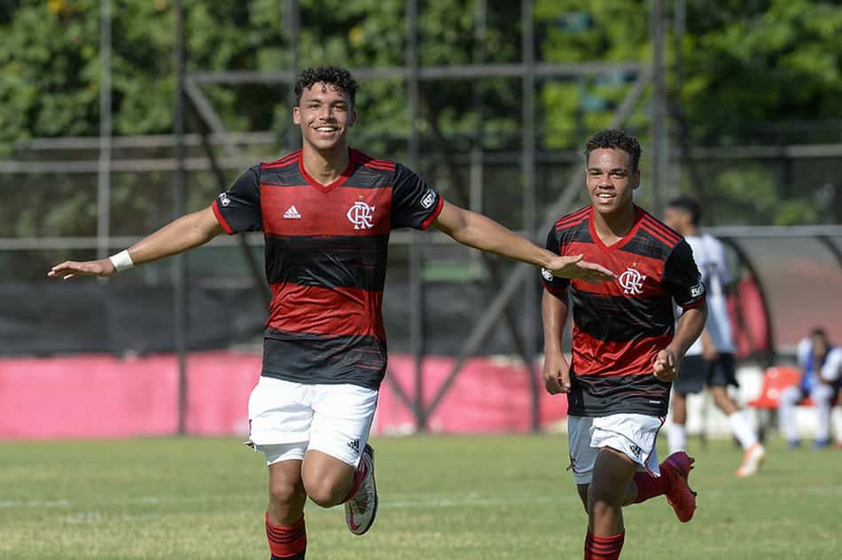 Flamengo estreia no Brasileirão Sub-17 em busca do bicampeonato; conheça cinco promessas