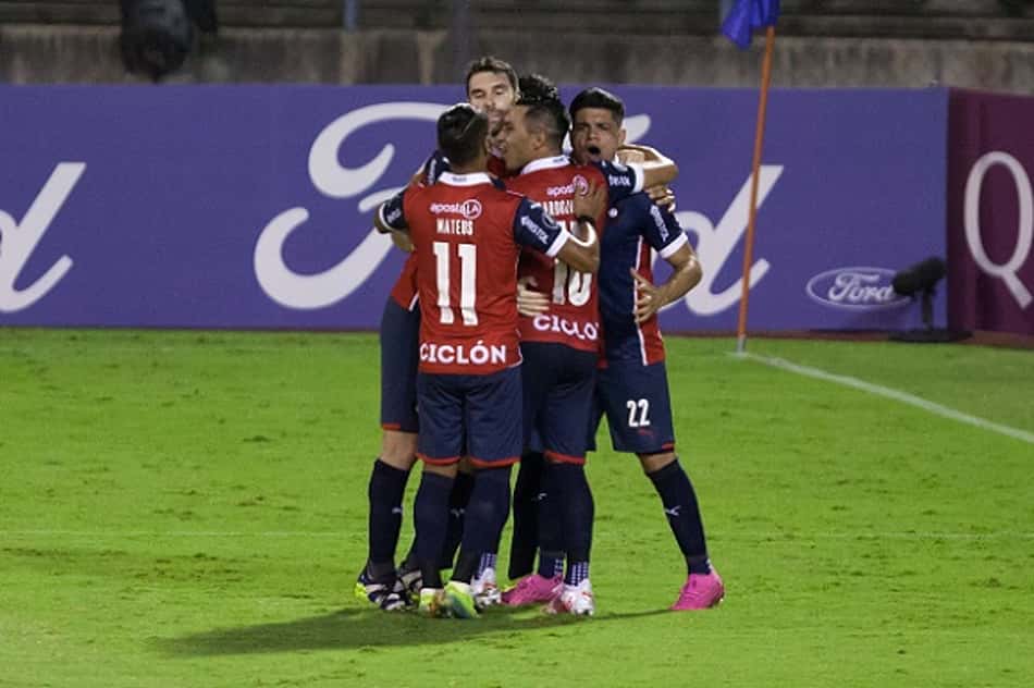 Pelo grupo do Atlético-MG, Cerro Porteño vence o La Guaira