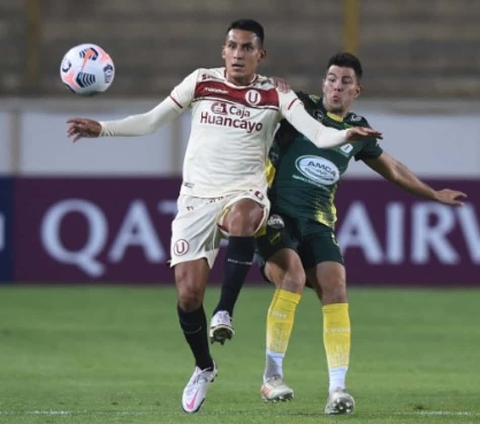 Universitario e Defensa empatam e Palmeiras é "campeão" do grupo A