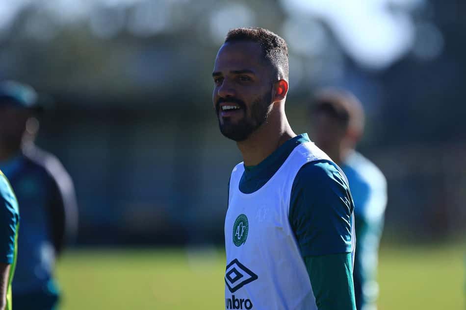 Em alta na Chapecoense, Anselmo Ramon comemora bom jogo da equipe diante do São Paulo