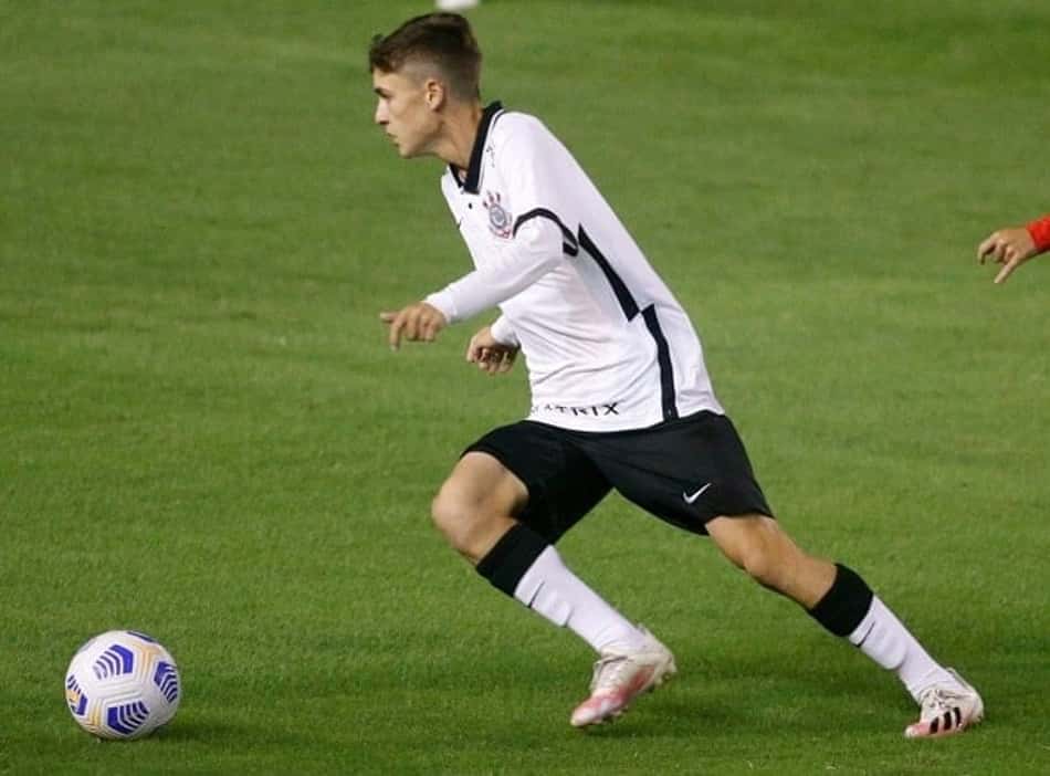 Um dos destaques na estreia, Breno Bidon projeta participação do Corinthians no Brasileirão sub-17
