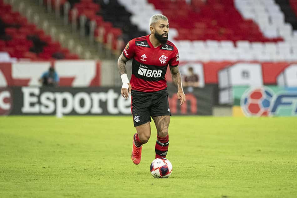 Fluminense x Flamengo: Gabigol ouve provocação sobre episódio do cassino e responde: 'Ganho lá e ganho aqui'