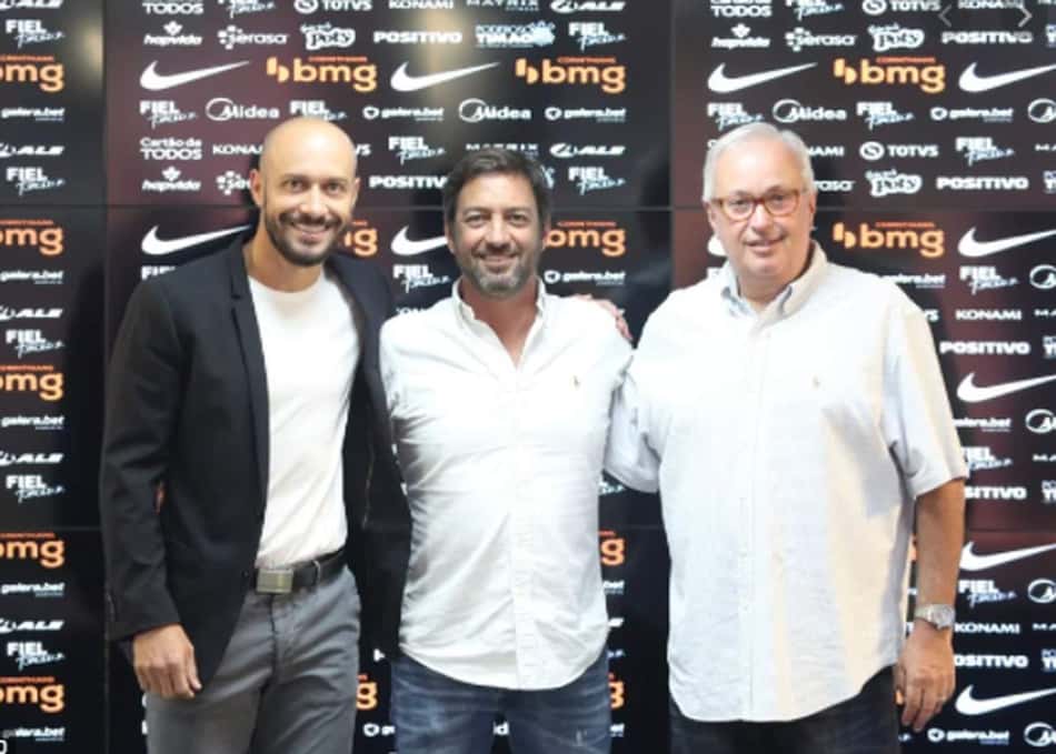Corinthians apresenta redução na dívida com direitos de imagem