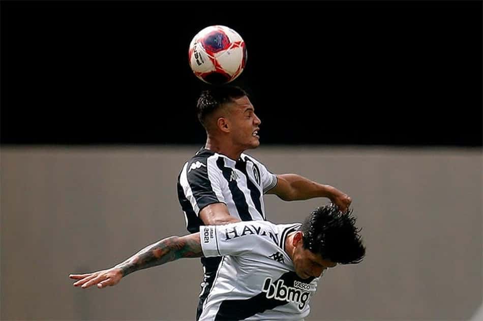 Mesmo com a defesa menos vazada, 45,45% dos gols que o Botafogo sofreu no Carioca saíram de falhas