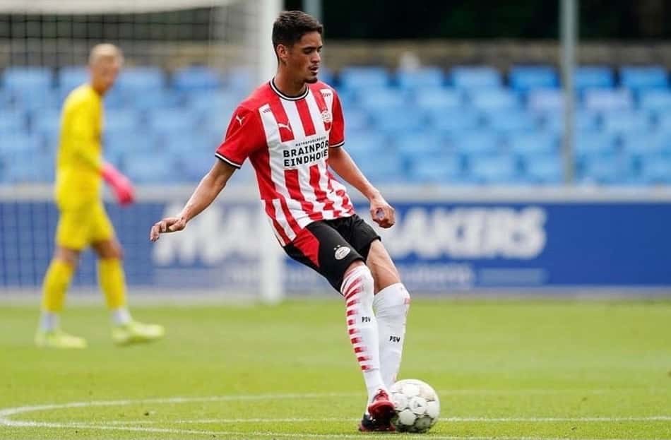 Brasileiro Luís Felipe comenta fim de temporada no PSV: 'Período de aprendizado e muitas experiências'