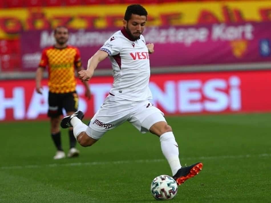 De olho em segundo ano na Europa, Flavio encurta férias e volta de forma antecipada ao Trabzonspor