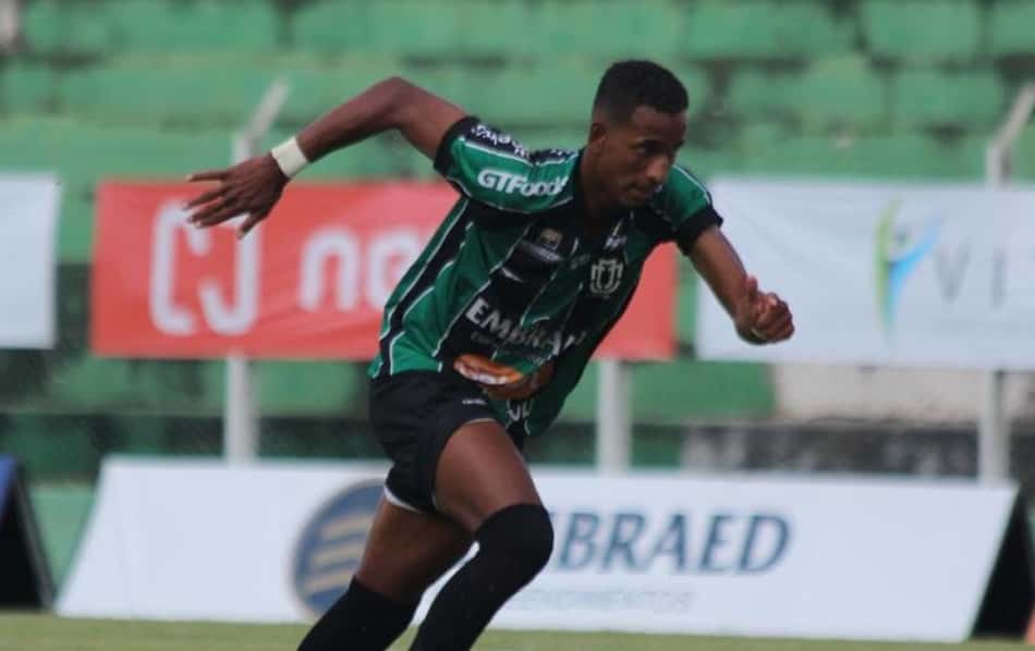 Atacante do Maringá comenta sobre 'espírito de reviravolta' da equipe no Paranaense
