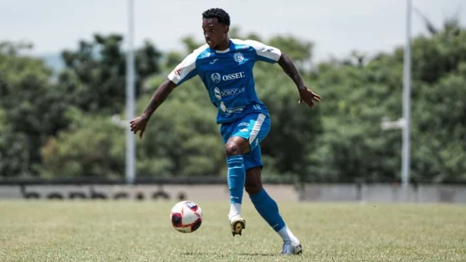 Patrick Vieira lamenta demora para estrear pelo São Bento mas agradece por oportunidade no Paulistão