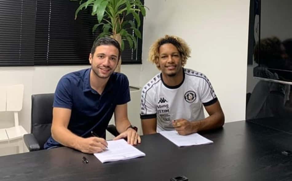 Novo contrato de MT no Vasco é registrado no BID, da CBF