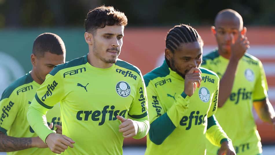 Escalação do Palmeiras: Empereur avança em recuperação e titulares treinam pensando no São Paulo