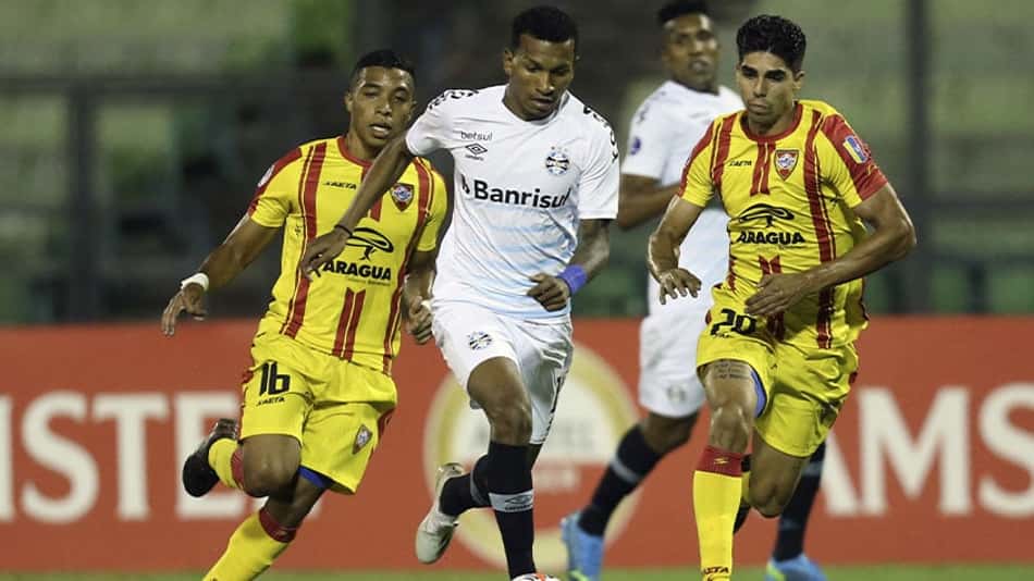 Darlan vibra com mais uma goleada do Grêmio na Sul-Americana