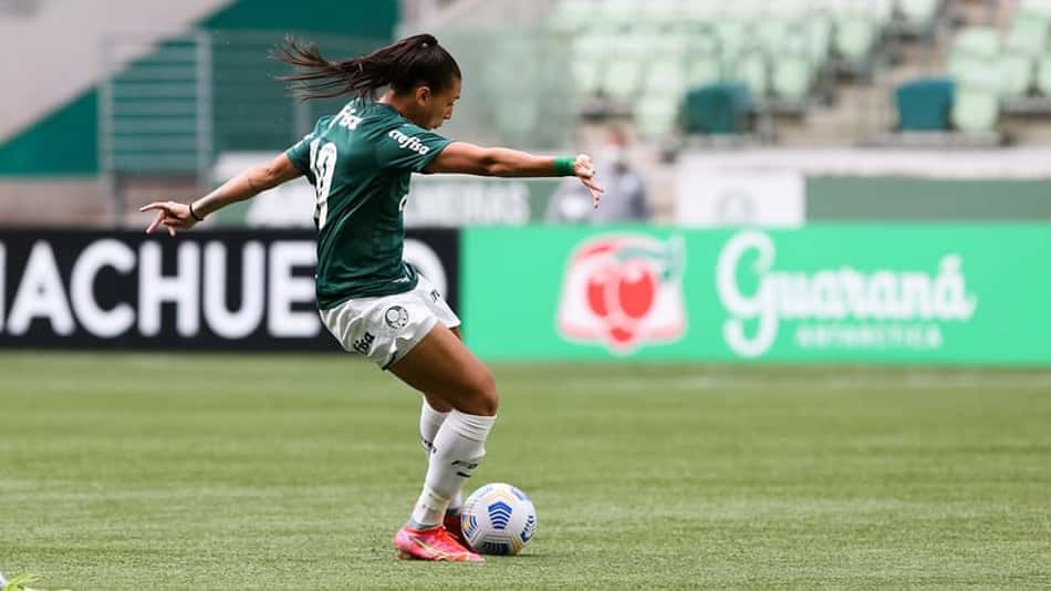 Palmeiras fura forte marcação e vence Bahia pelo Brasileiro Feminino